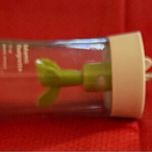 Salad dressing mixer